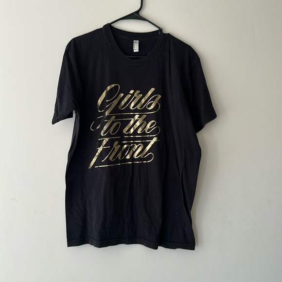 Girls to the front tshirt - Picture 1 of 3